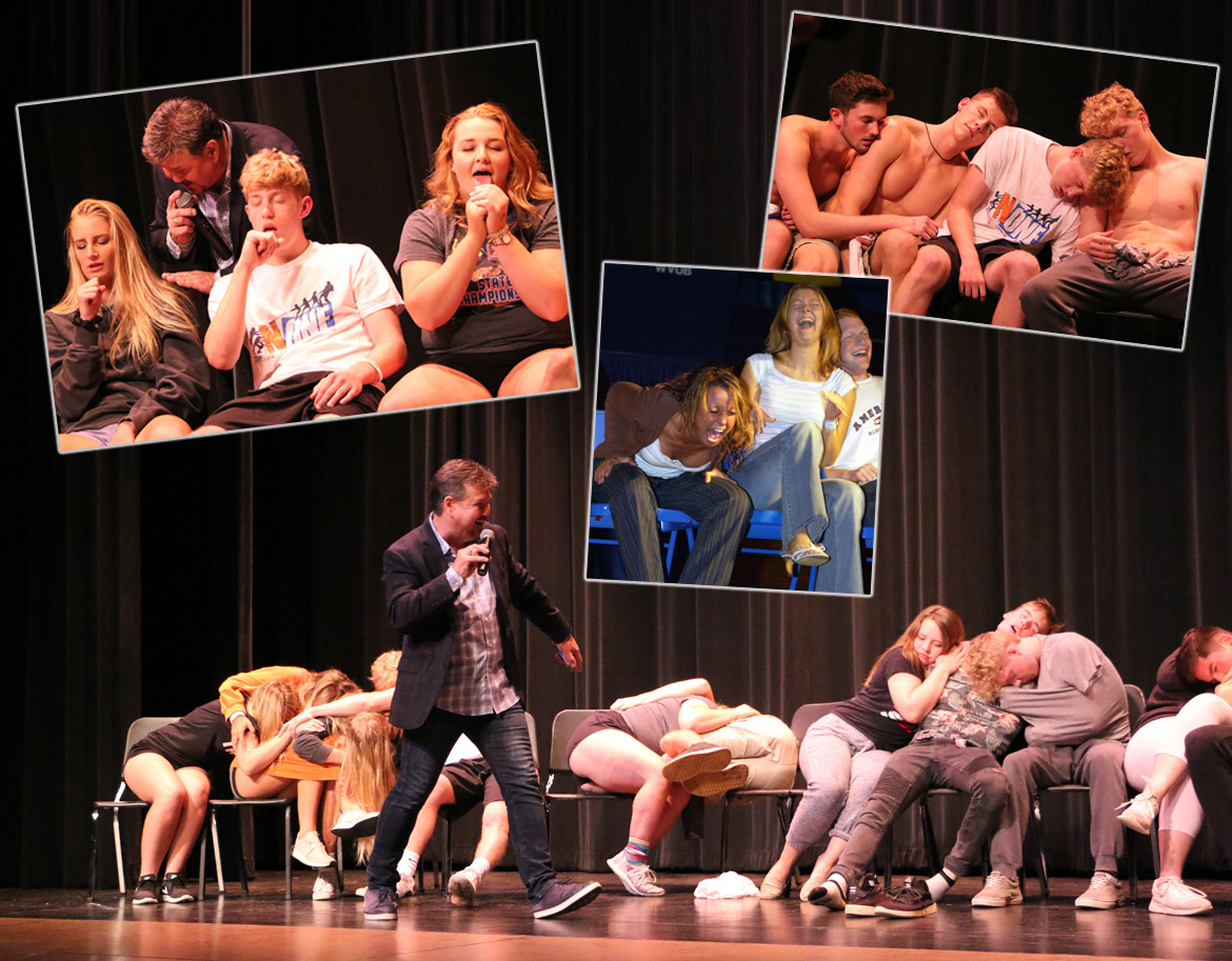 Comedy Hypnotist at Collge Hypnosis Show